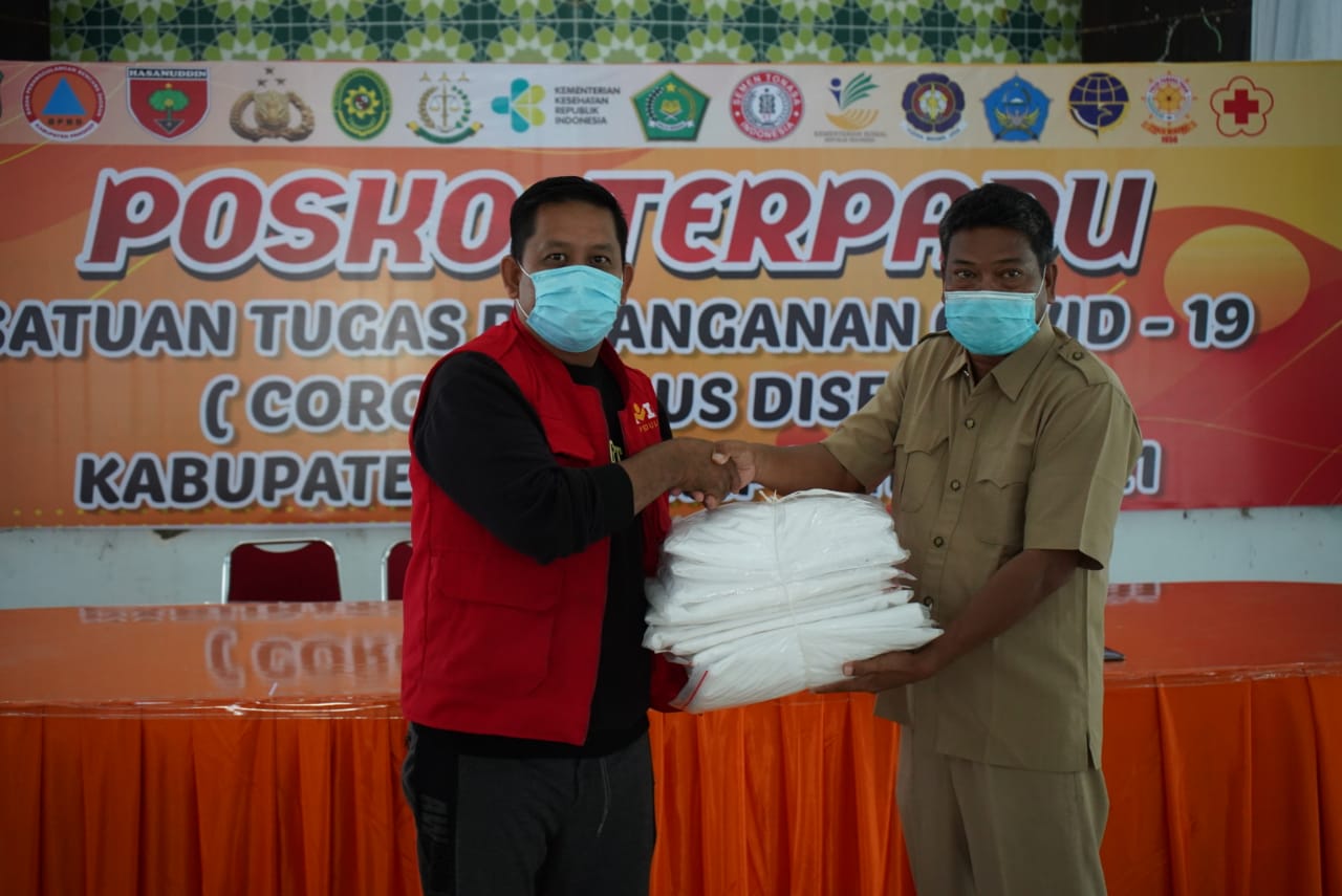 Anir Bantu APD Baru untuk Satgas Covid-19 Pangkep
