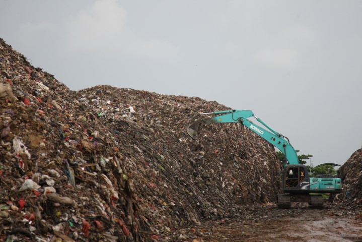 DLH Angkut 98 Ton Sampah Tiap Hari