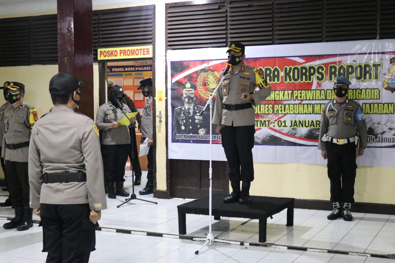 73 Personel Polres Pelabuhan Makassar Naik Pangkat
