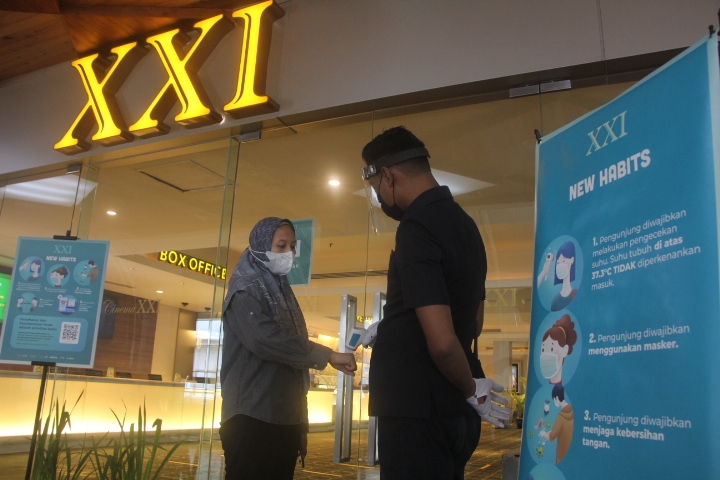 kondisi bioskop saat ini masih sepi dari pengunjung