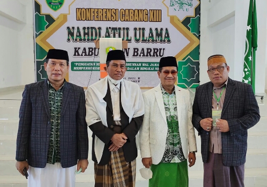 Duet Husain-Irham Oppo Pimpin NU Barru