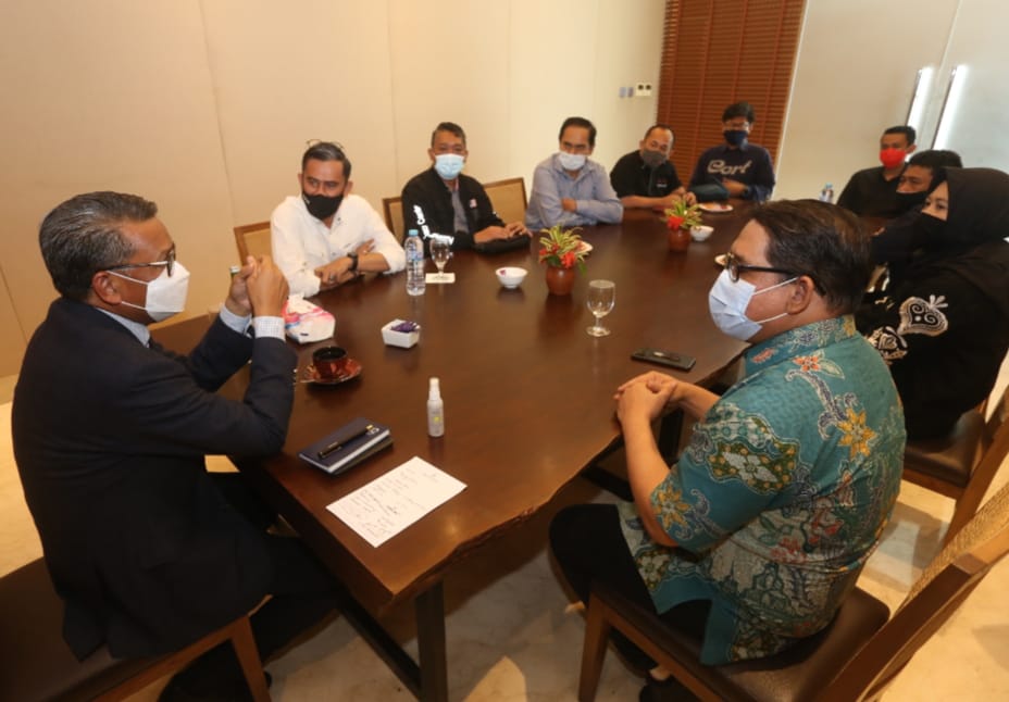 Gubernur Berharap Agus Kembali Pimpin PWI Sulsel