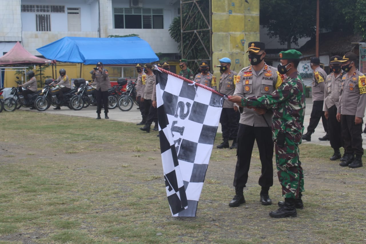 Polisi/TNI Apel Distribusi Bansos
