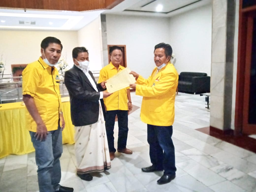 Ombas Berpeluang Terpilih Aklamasi Ketua Golkar Torut