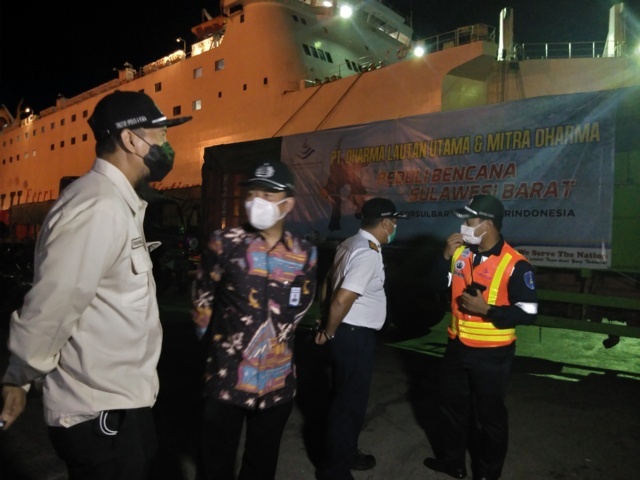 Meriahkan HUT ke-45, DLU Salurkan Bantuan Bernilai Ratusan Juta
