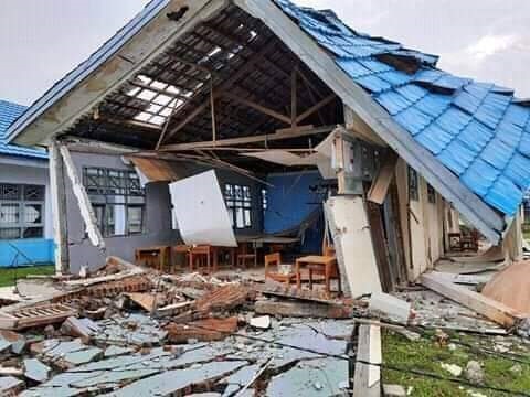 153 Sekolah dan 77 Kantor di Mamuju Rusak