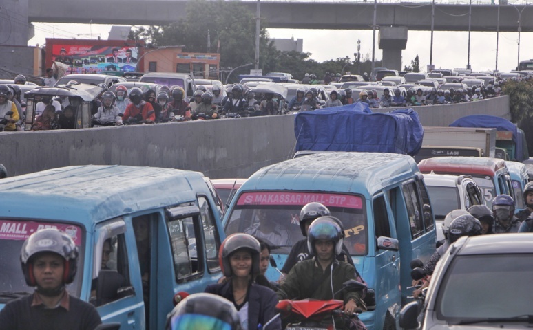 trasportasi warga kota yakni petepete mulai berkurang jumlahnya