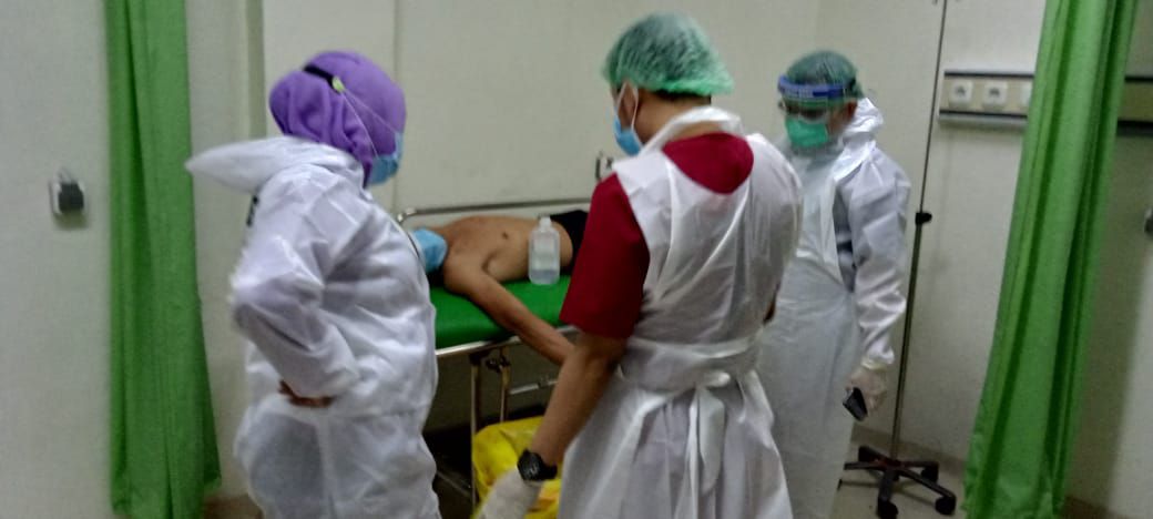 Warga Rajawali Diserang Parang di Rumahnya