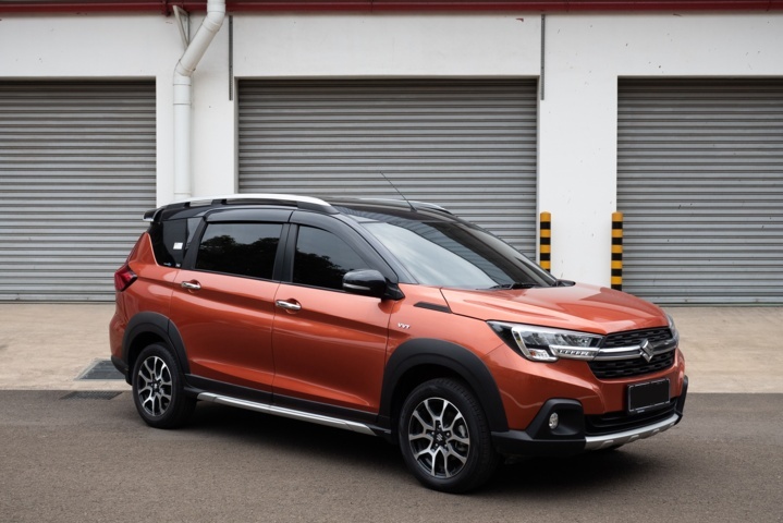 Beli Mobil Suzuki Dapat Hadiah