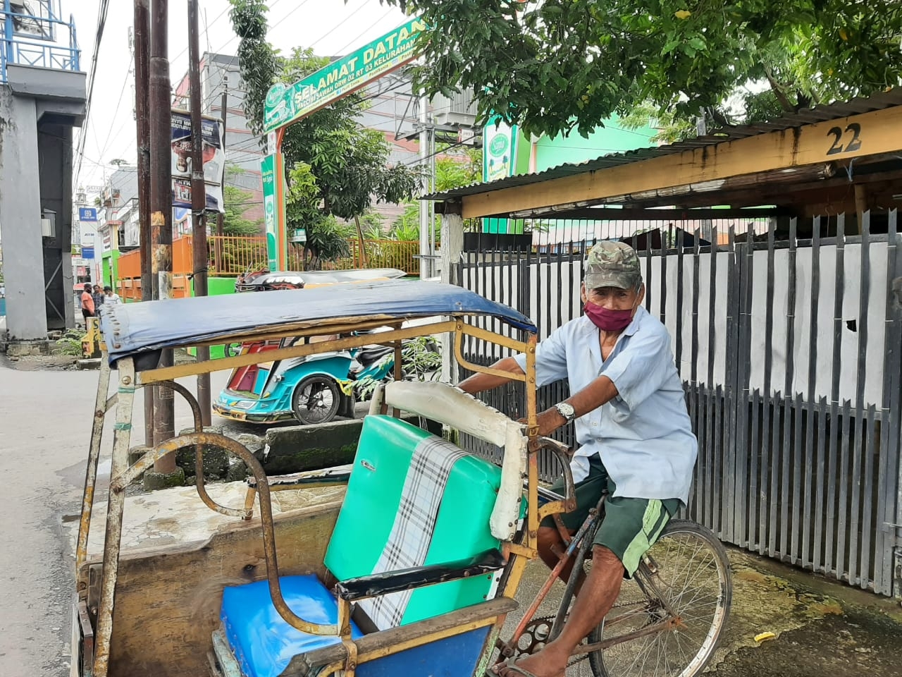 Tak Lagi Bertani Karena Penyakit Asam Urat
