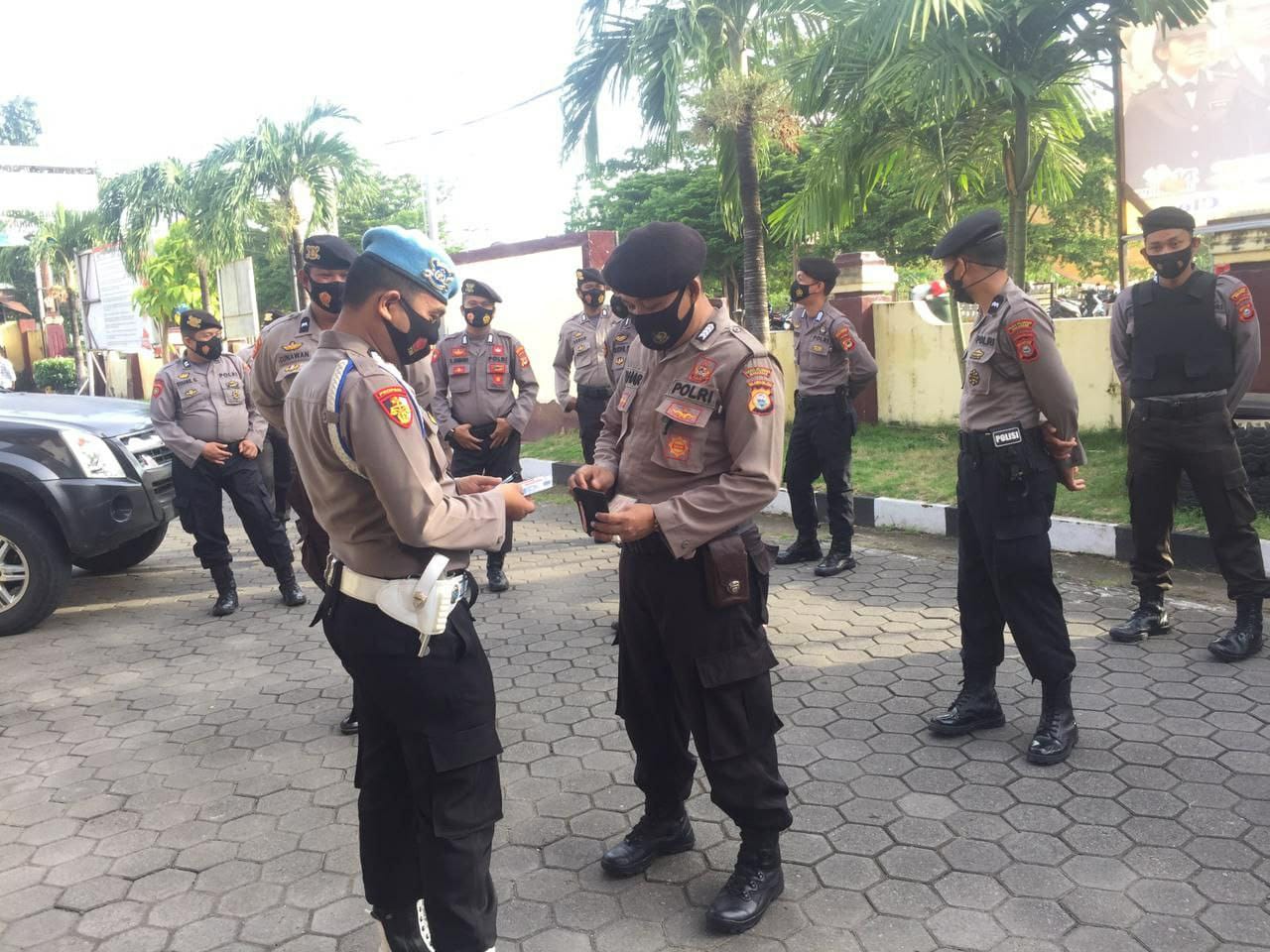 Propam Polres Pelabuhan Makassar Terapkan Disiplin Kepada Anggota