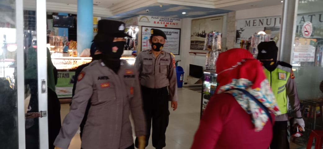 Polres Pelabuhan Makassar Imbau Warga” Mari’ki Bersatu Lawan Covid