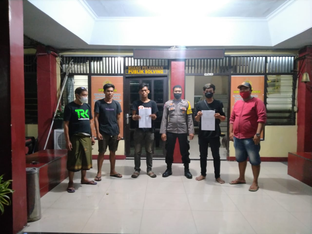 Bhabinkamtibmas Butung Damaikan Warganya yang Bertikai