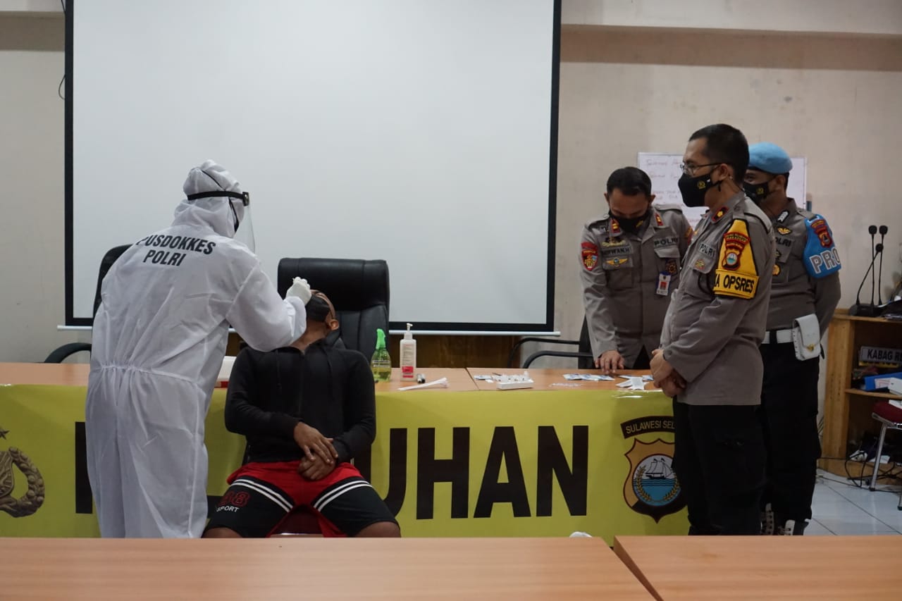 Terlibat Aksi Tawuran , Polres Pelabuhan Makassar Pelaku di Swab Tes Antigen