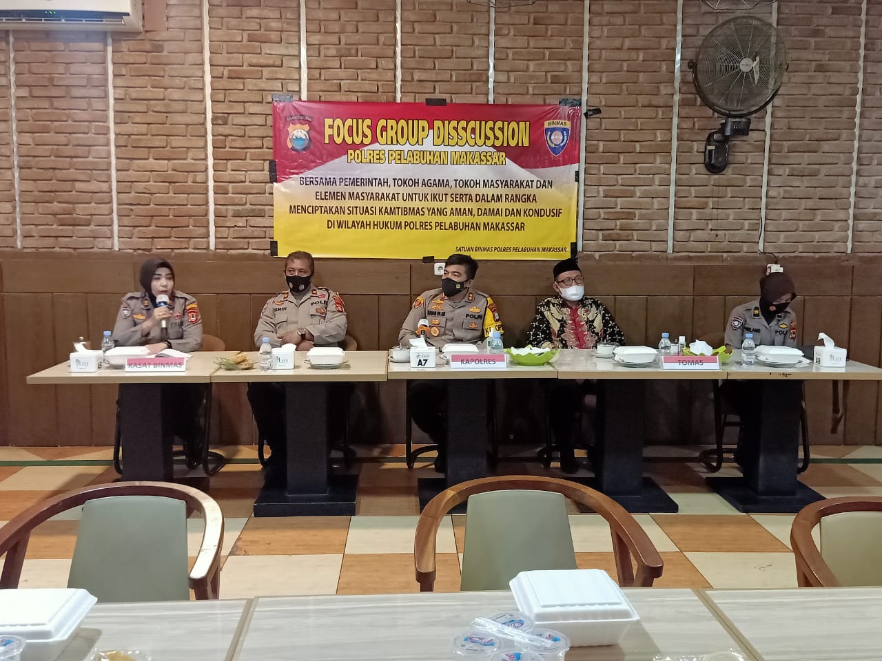 Polres Pelabuhan Makassar Gelar  FGD