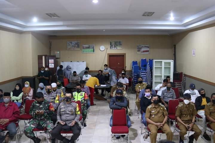 Damaikan Aksi Tawuran Kelompok di Ujung Tanah