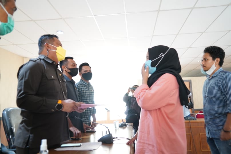 Saya Masih Ingin Mengajar  di SD 169 Sadar kalau Bisa….
