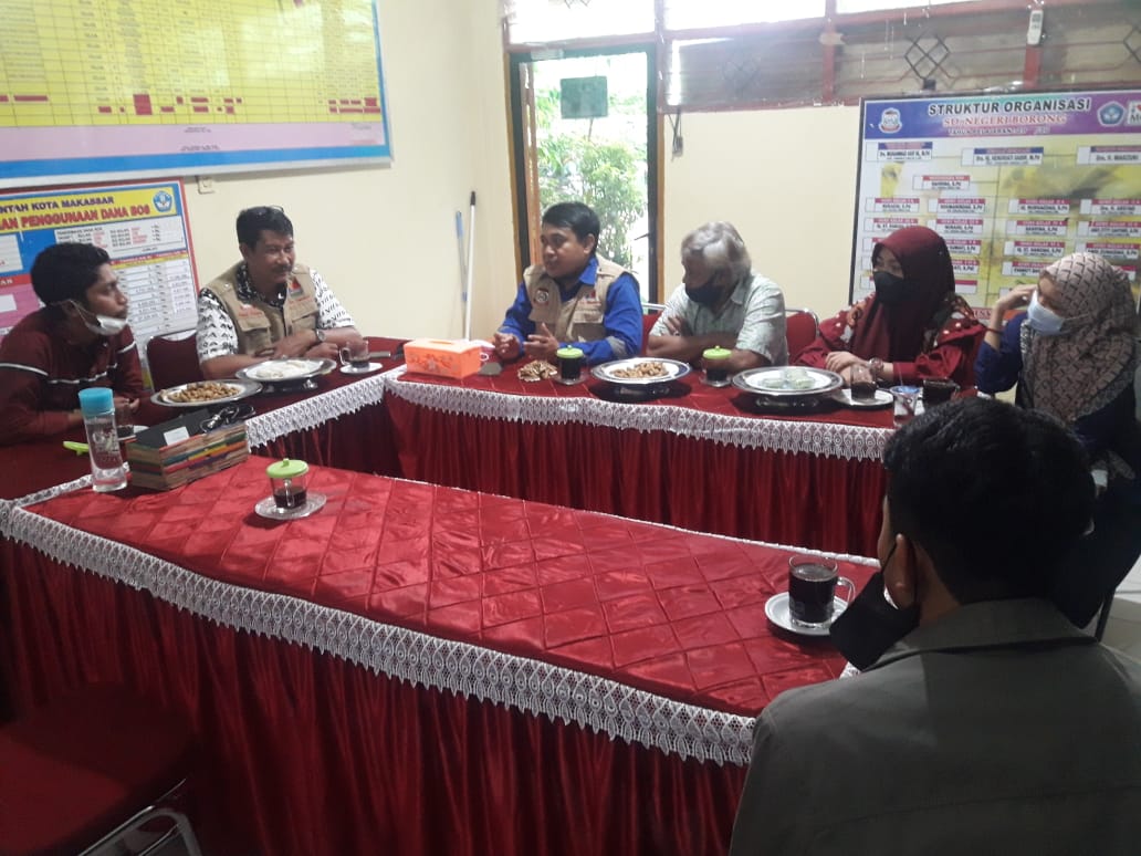 Program Sentuh Pustaka Dinas Perpustakaan di SDN Borong