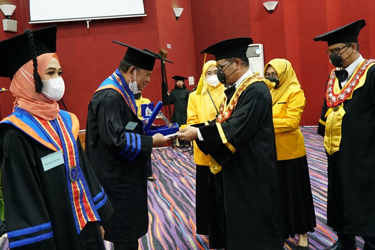 Basmin Raih IPK Tertinggi Program Doktor