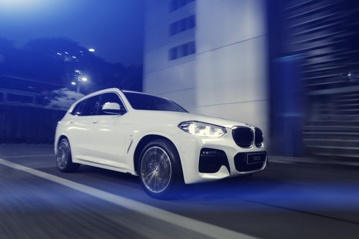 BMW X3 dan BMW X7  Kini Mengaspal di Makassar