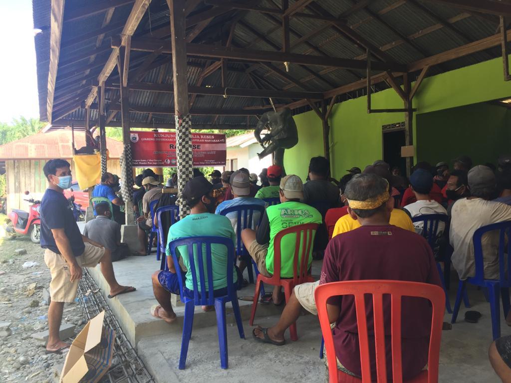 Kunjungi Desa Karave, Rayu ‘Kebanjiran’ Aspirasi dari Masyarakat