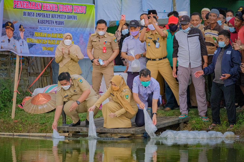 Chaidir dan Suhartina Tebar Benih Bibit