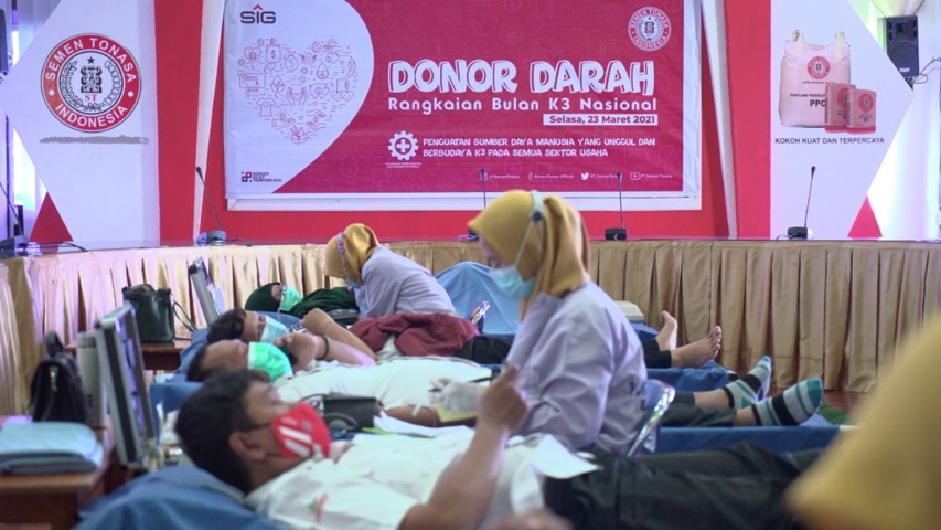 Karyawan Semen Tonasa Lakukan Donor Darah