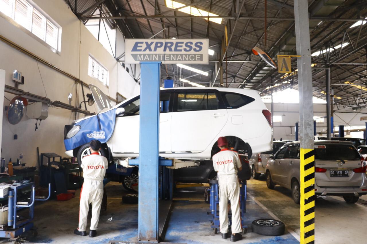 Kalla Toyota Perpanjang Layanan Servis Paket Serbu