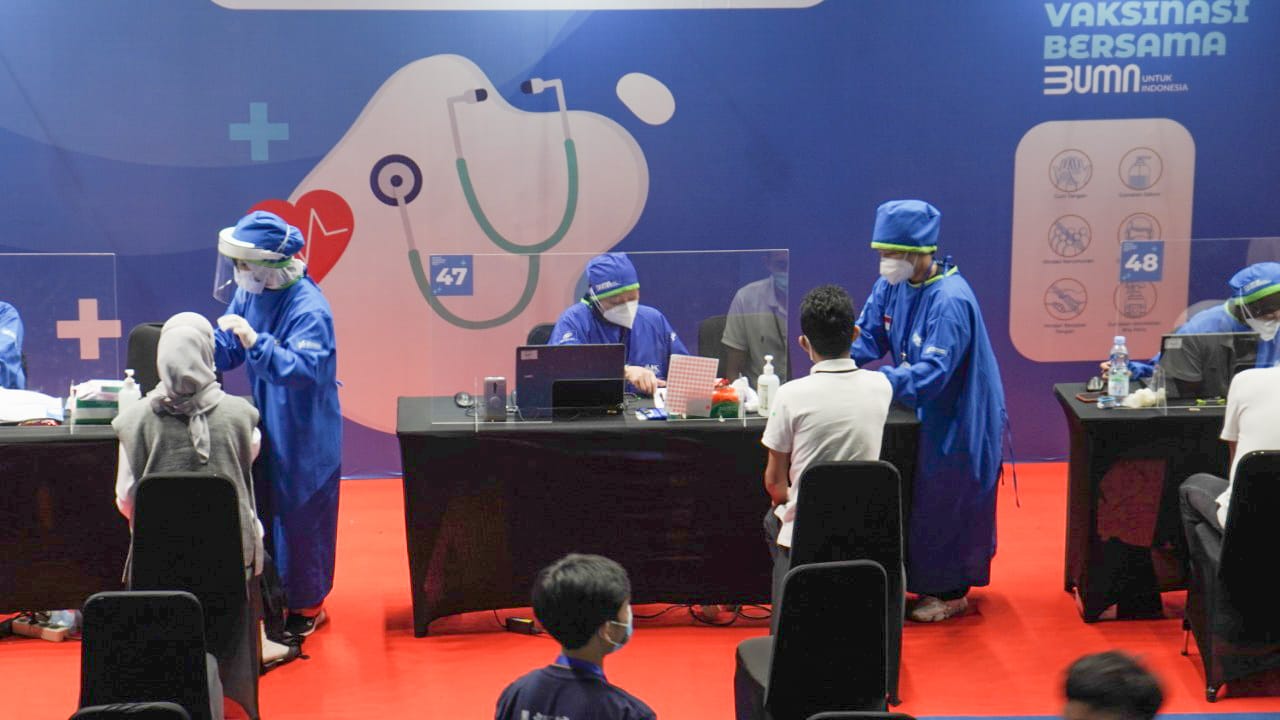 Pegadaian Aktif Sukseskan Program Vaksinasi Nasional