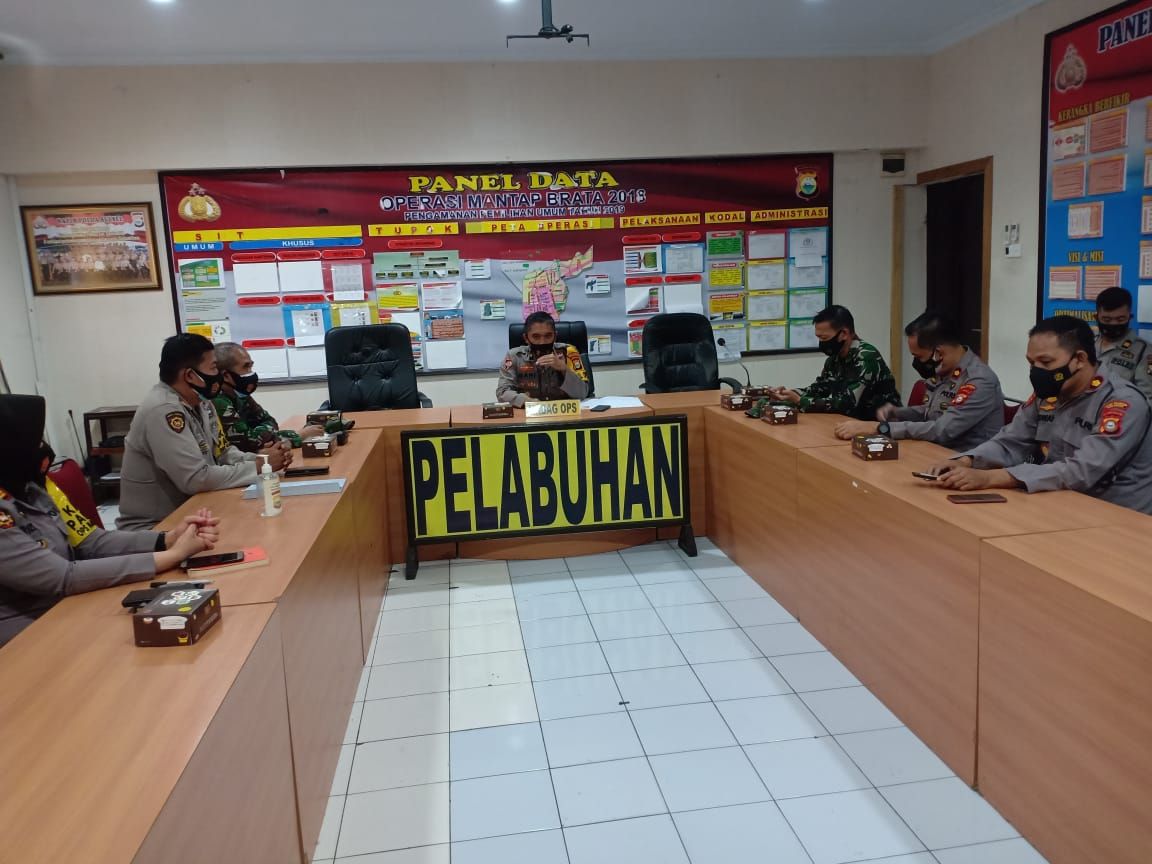 Menuju Polri yang Presisi, Polres Pelabuhan Makassar bersama TNI Rakor Kamtibmas