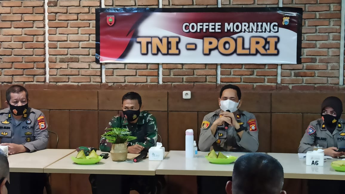 Koordinasi Situasi Kamtibmas Wilayah, Polsek Wajo- Koramil Wajo  Gelar Ngopi Bareng
