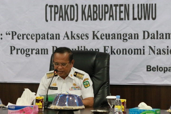 Bupati Luwu Buka Rakor TPAKD