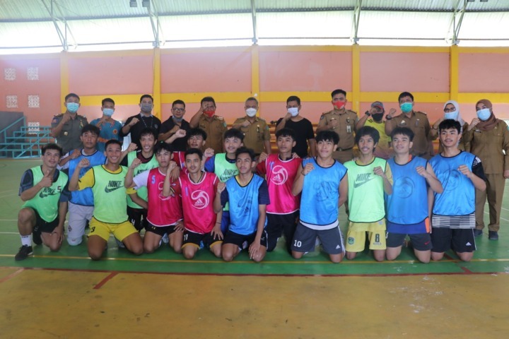 Wabup Pompa Semangat Tim Futsal