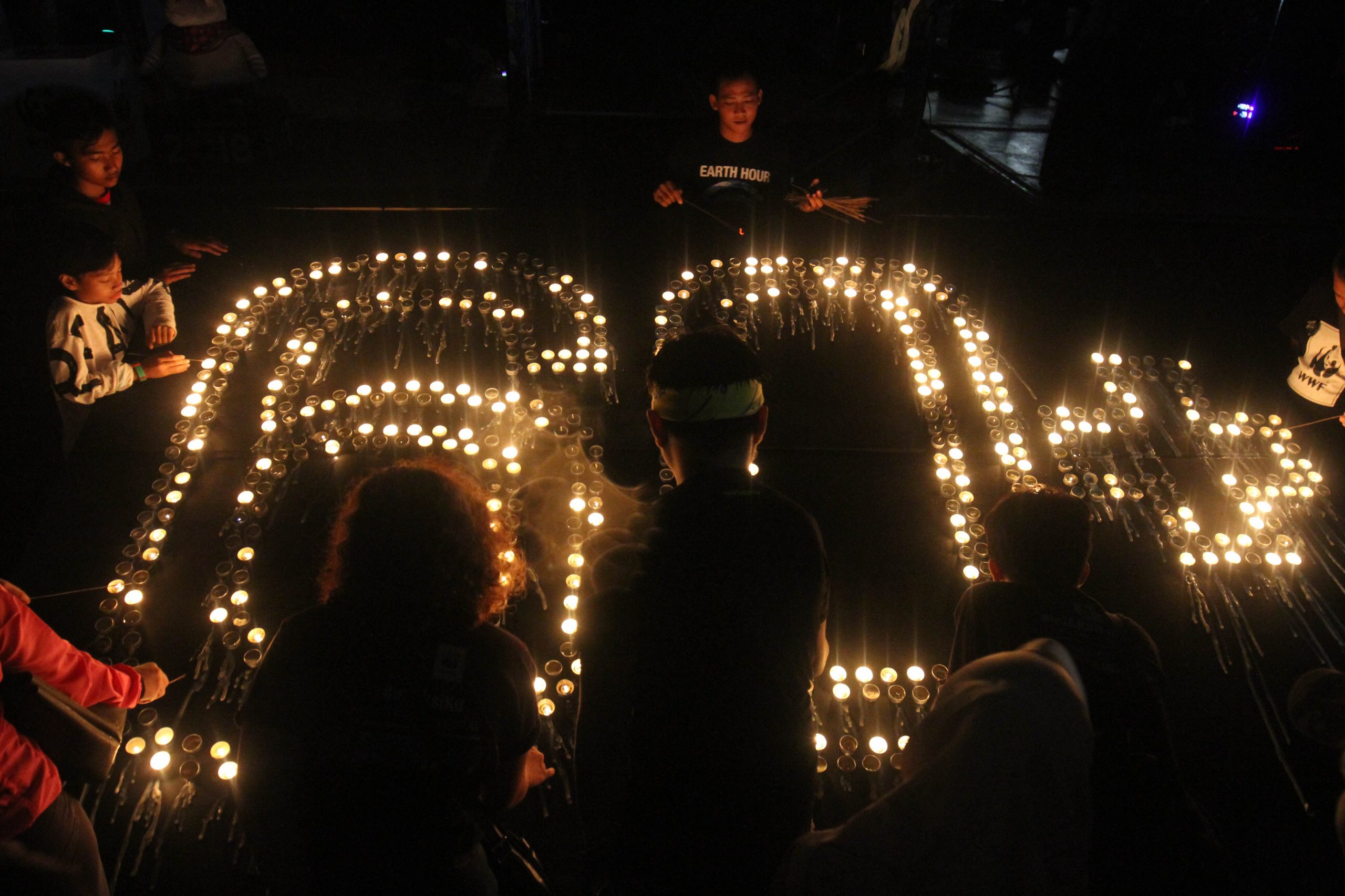 Danny Peringati Earth Hour