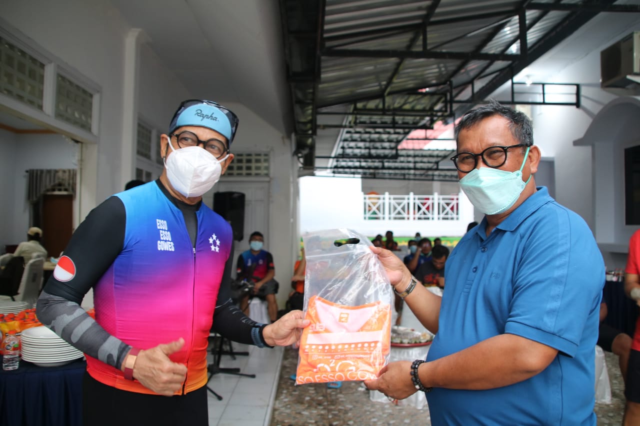 Pesepeda Gowes E2G Disambut Wabup