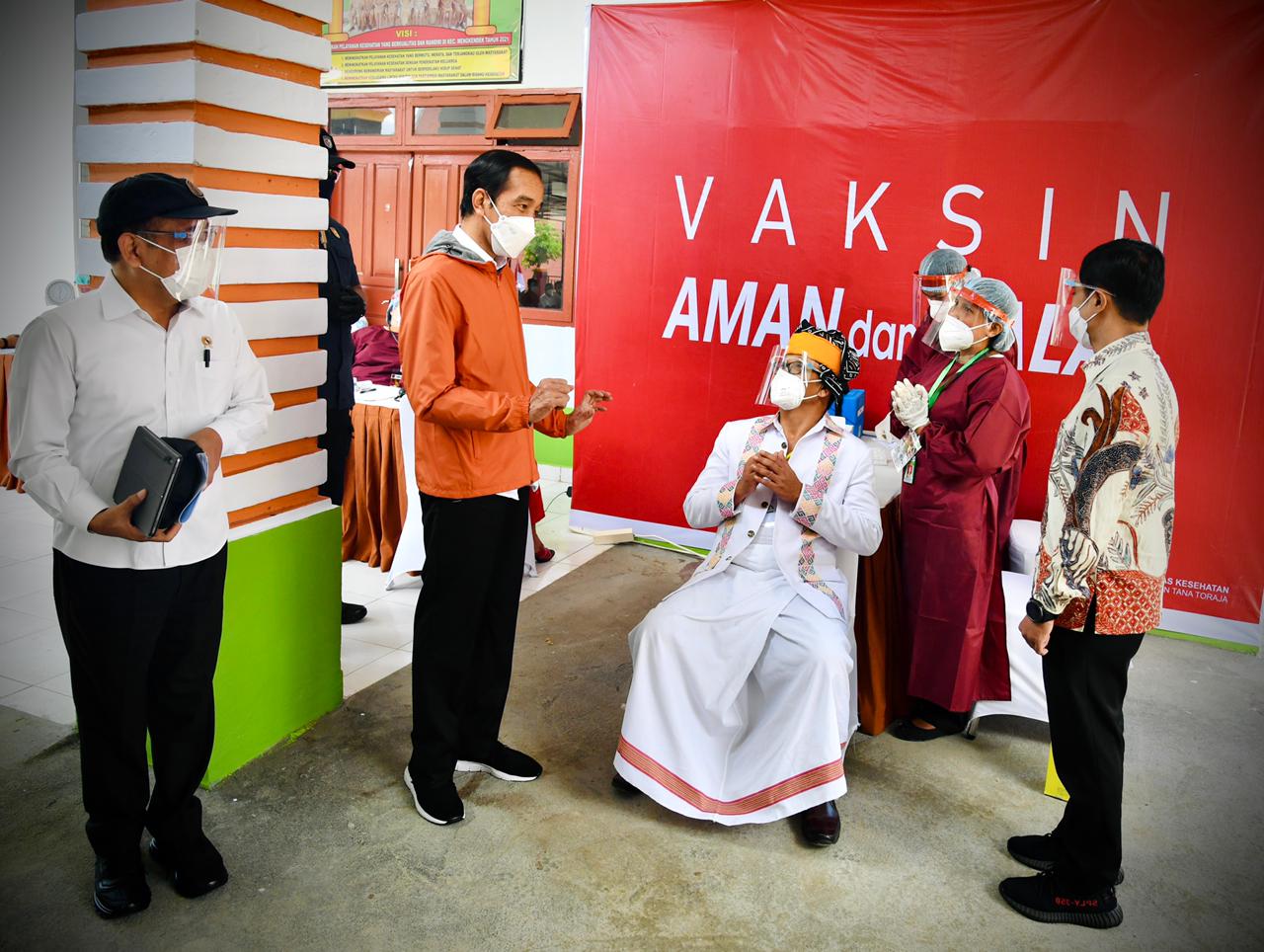 Jokowi: Vaksinasi Tekan Laju Penyebaran Covid