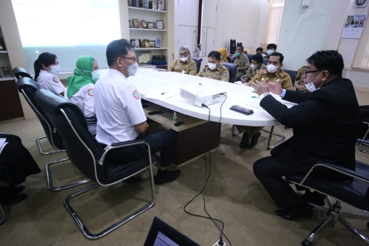 Sekprov Pimpin Rapat JKN