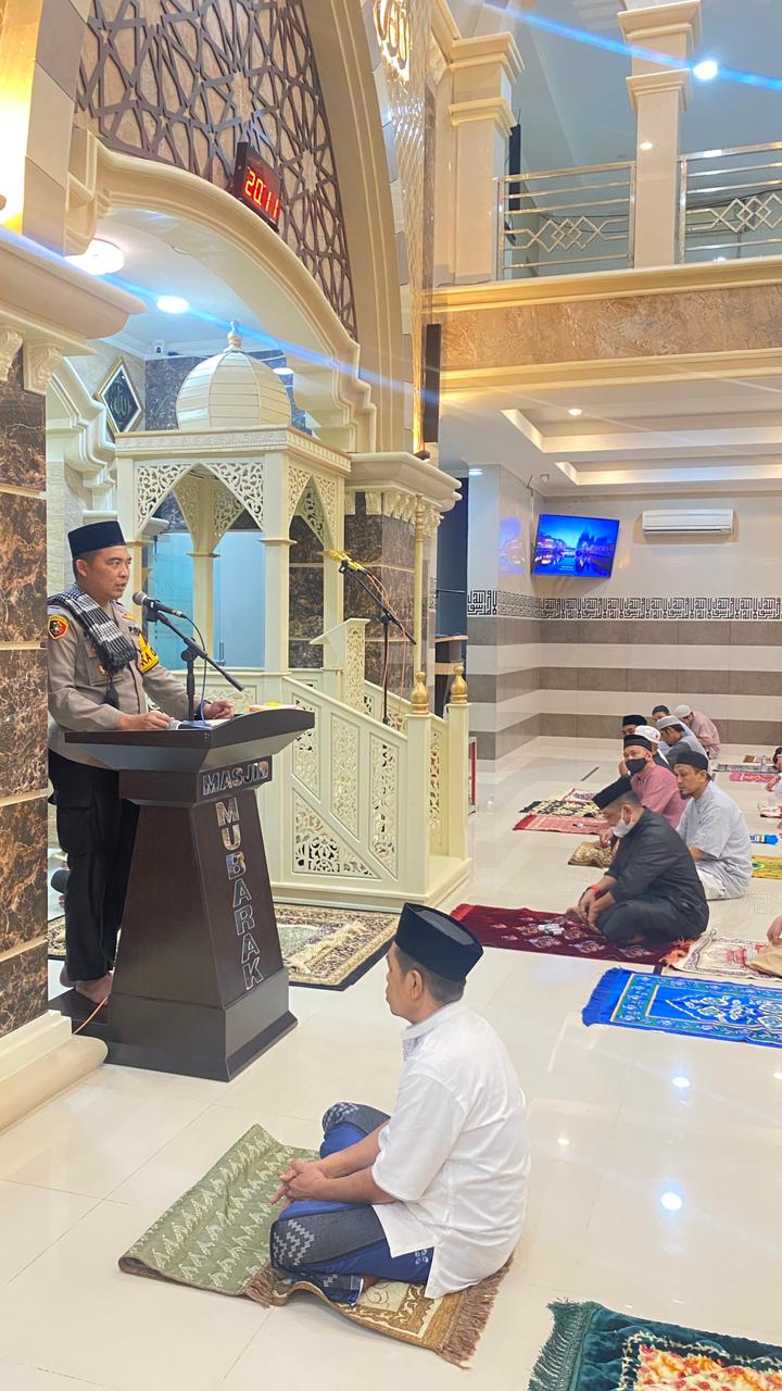 Kapolres AKBP Kadarislam Berikan Ceramah dan Imbauan di Masjid Mubarak Butung