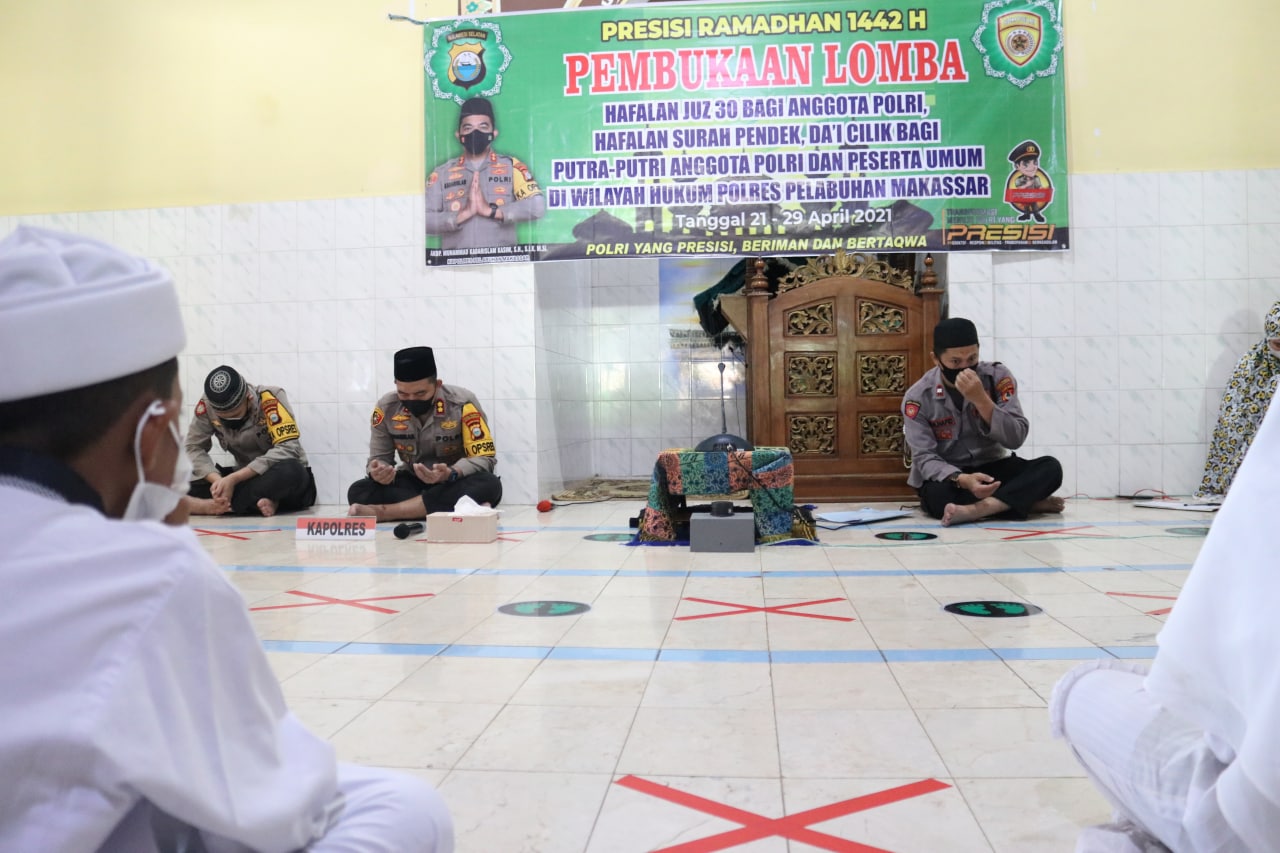 Kapolres Pelabuhan Makassar AKBP Kadarislam Buka Lomba Tahfidz Al Quran di Masjid Muhajirin