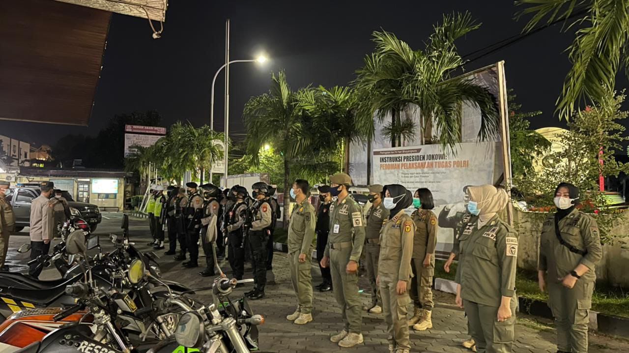 Operasi Yustisi, Polres Pelabuhan Makassar bersama TNI dan Satpol PP Razia ditempat Kerumunan