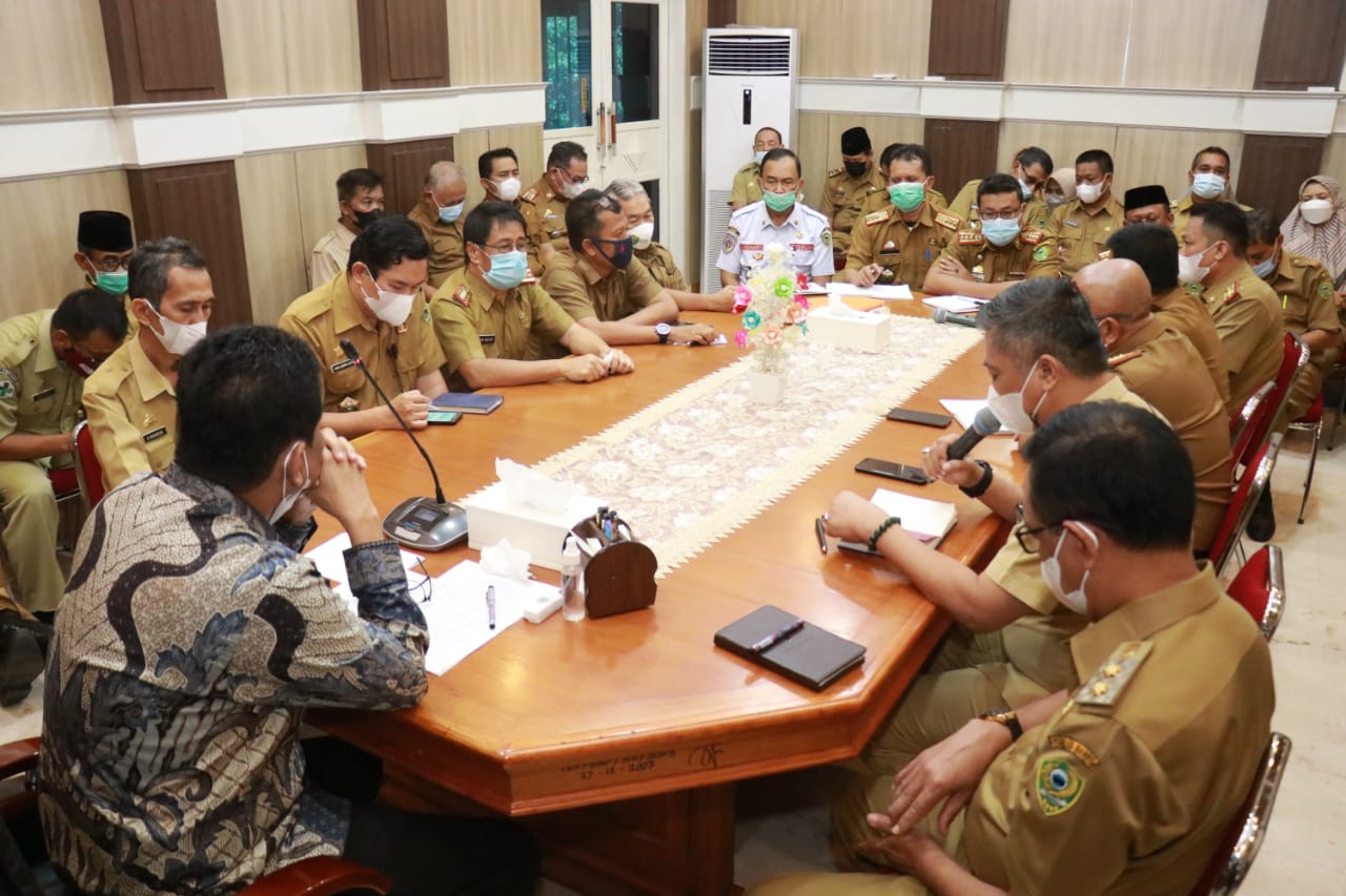 Suardi Gelar Monday Meeting Kepala OPD