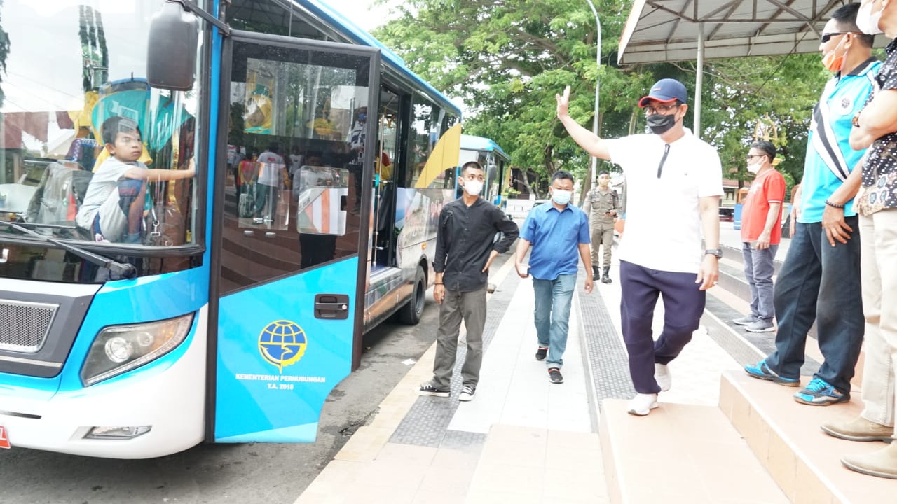 Bus Wisata Resmi Beroperasi