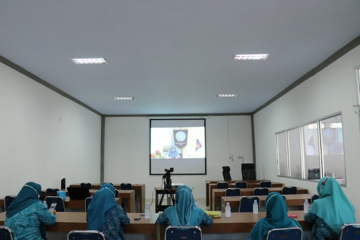 TP PKK Lutim Ikut Webinar Soal Ekonomi
