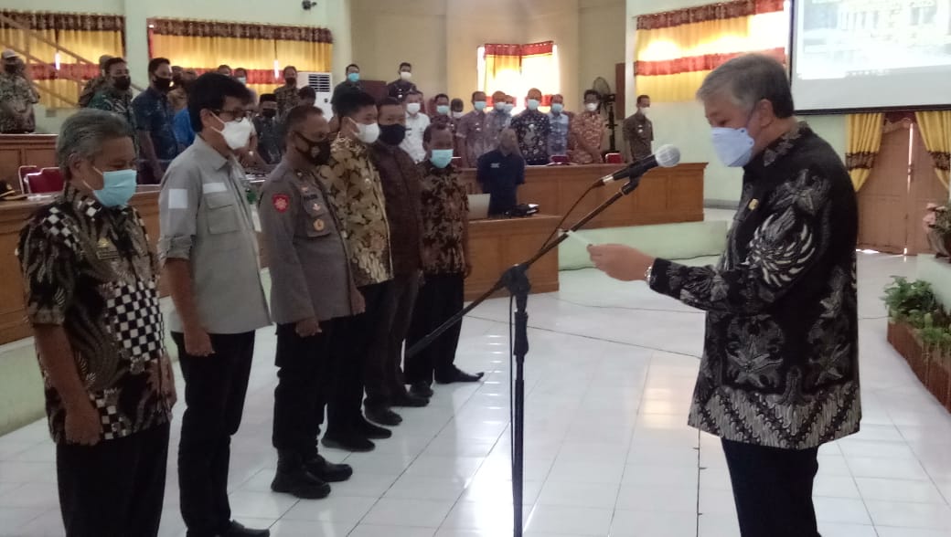 Bupati Irwan Lantik Komisi Irigasi