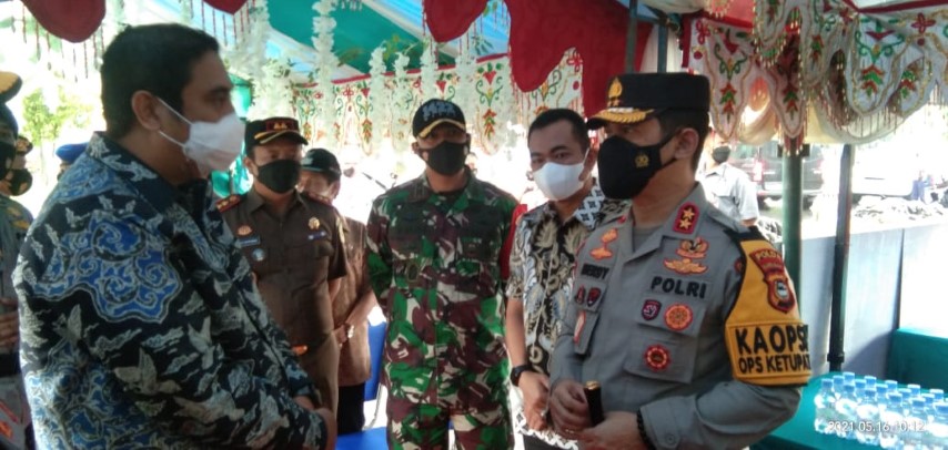 Kapolda Apresiasi Penyekatan di Maros-Bone