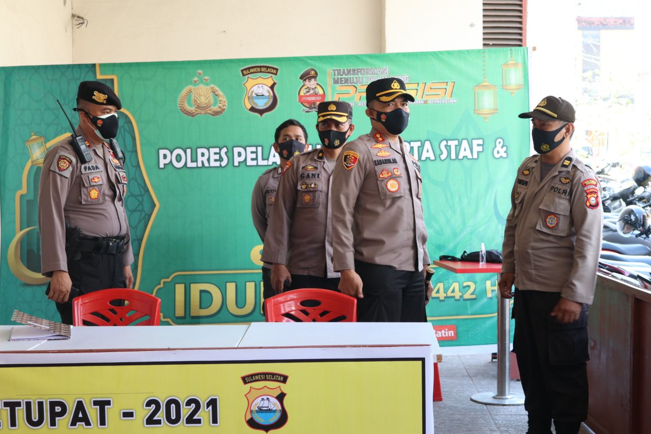 Cek Kesiapan Pos Pam Operasi Ketupat, Kapolres AKBP Kadarislam berikan Arahan Pada Personil Jaga