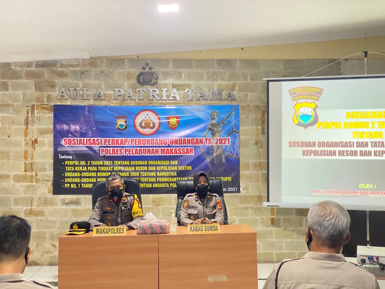 Polres Pelabuhan Makassar Gelar Sosialisasi Peraturan Kapolri dan UUD Tahun 2021
