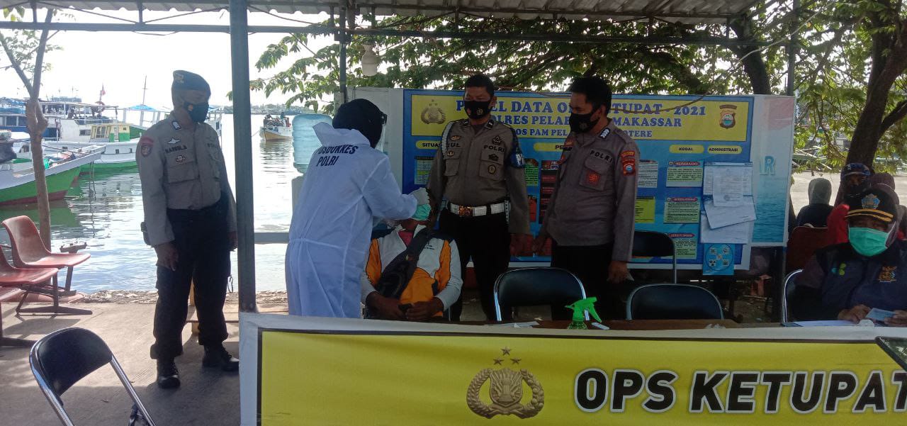 Cegah Penyebaran Covid-19, Polres Pelabuhan Makassar Perketat Pemeriksaan Swab Antigen