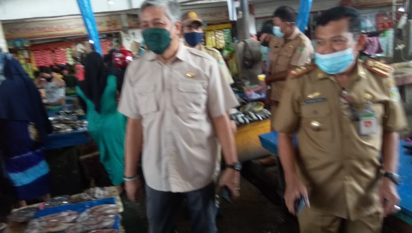 Bupati Pinrang Pantau Harga Sembako