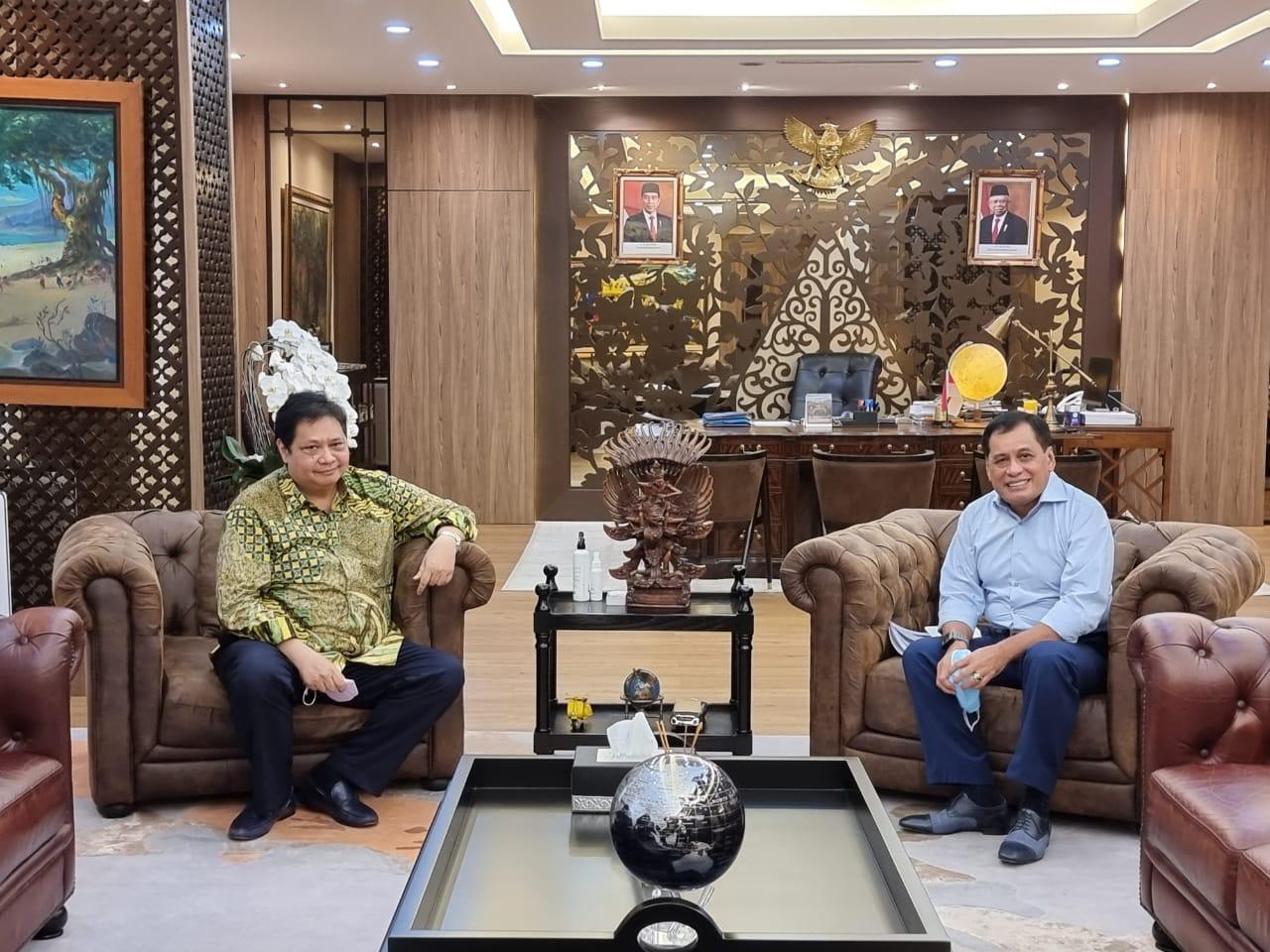NH Bicara Dekopin Dihadapan Menko Perekonomian Airlangga